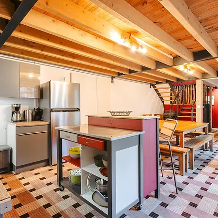Tatil Evi Couleur Patio, Loft Atypique, Sauna